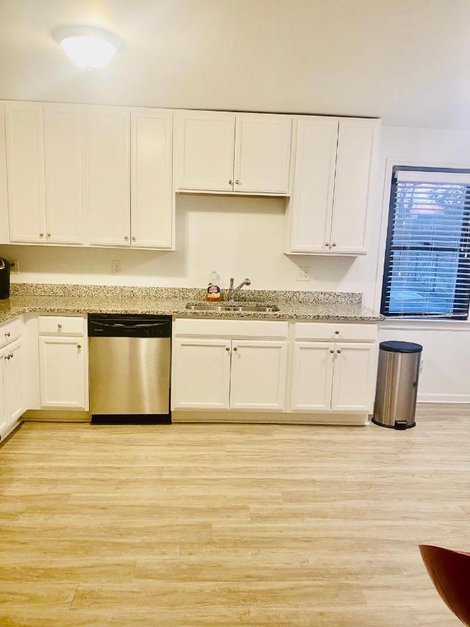 Cozy Condo, Minutes From Broadwy, Sleeps 5 Nashville Eksteriør bilde