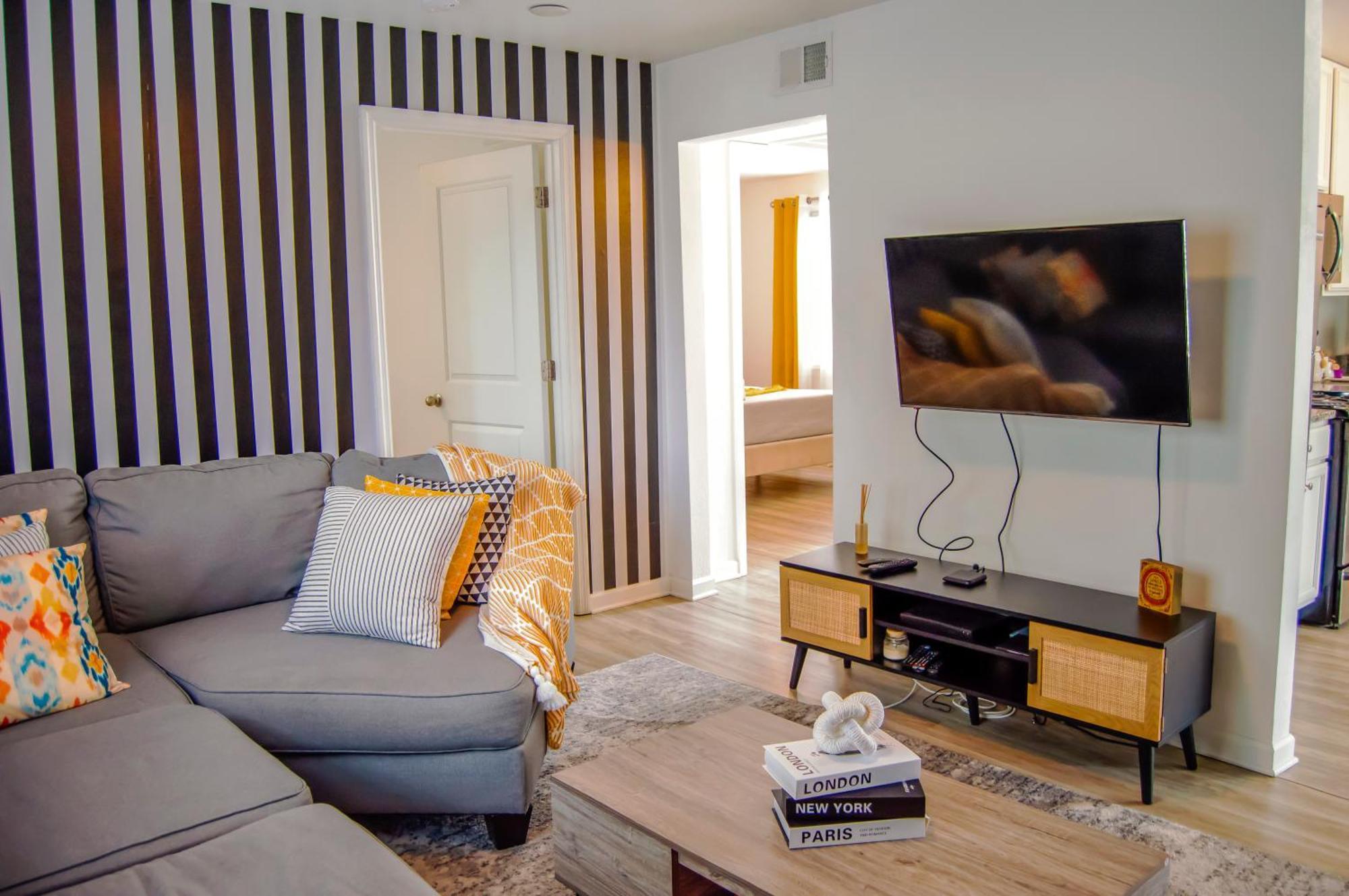 Cozy Condo, Minutes From Broadwy, Sleeps 5 Nashville Eksteriør bilde